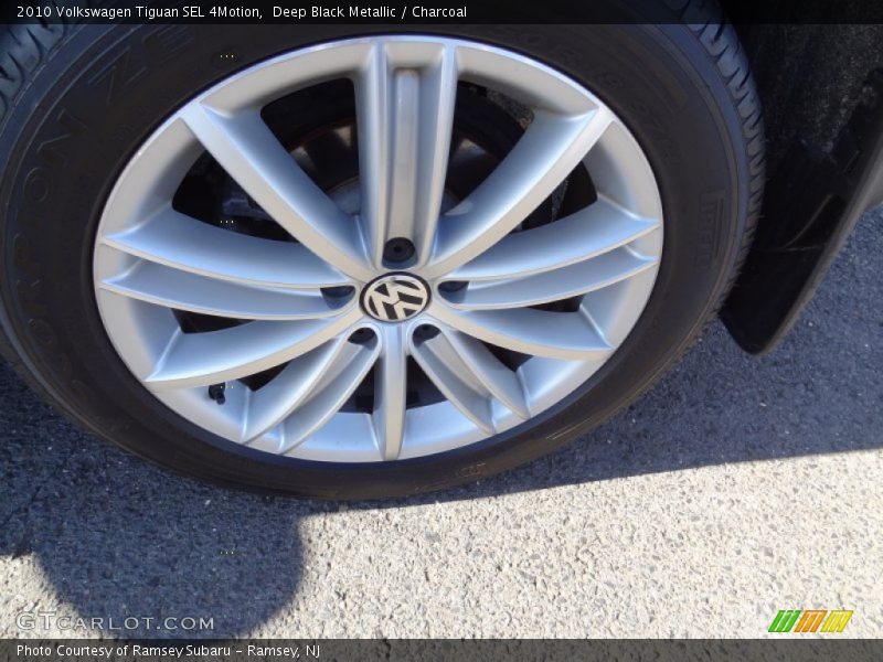 Deep Black Metallic / Charcoal 2010 Volkswagen Tiguan SEL 4Motion