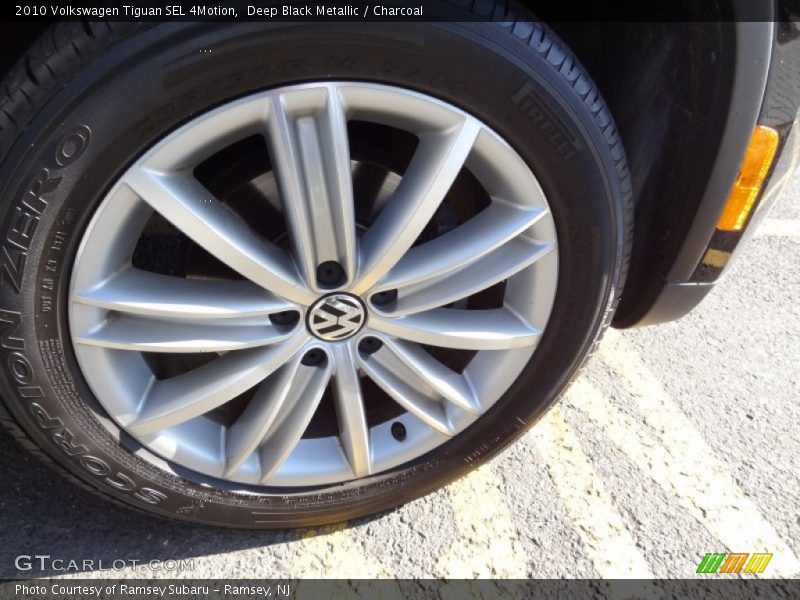 Deep Black Metallic / Charcoal 2010 Volkswagen Tiguan SEL 4Motion