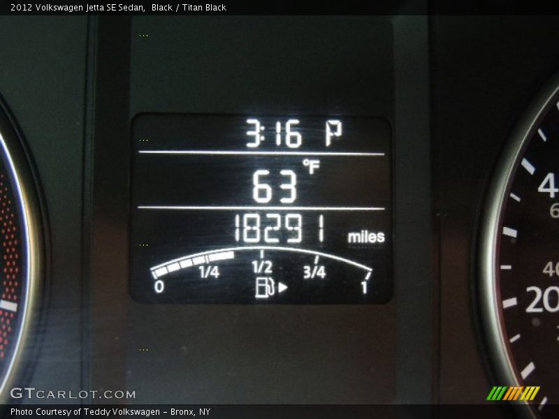 Black / Titan Black 2012 Volkswagen Jetta SE Sedan