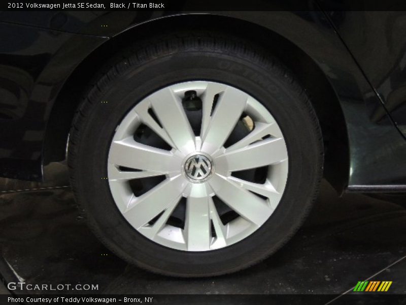 Black / Titan Black 2012 Volkswagen Jetta SE Sedan