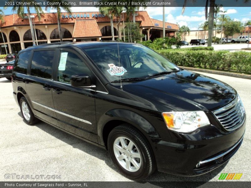 Brilliant Black Crystal Pearl / Black/Light Graystone 2011 Chrysler Town & Country Touring