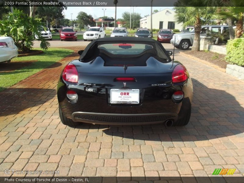 Mysterious Black / Ebony 2009 Pontiac Solstice Roadster