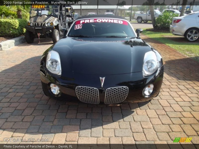 Mysterious Black / Ebony 2009 Pontiac Solstice Roadster