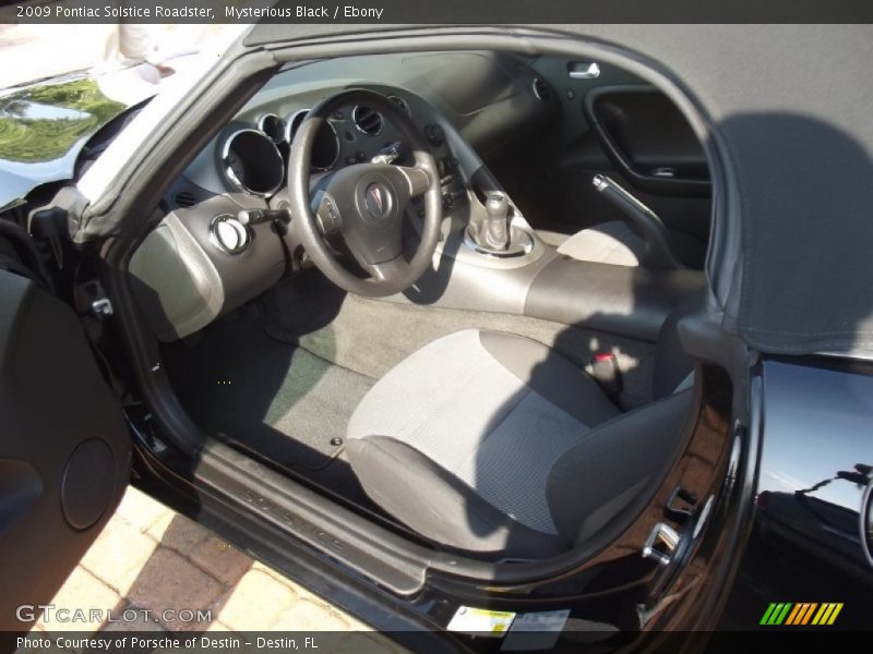 Mysterious Black / Ebony 2009 Pontiac Solstice Roadster