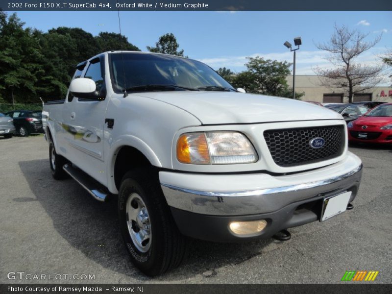 Oxford White / Medium Graphite 2002 Ford F150 XLT SuperCab 4x4
