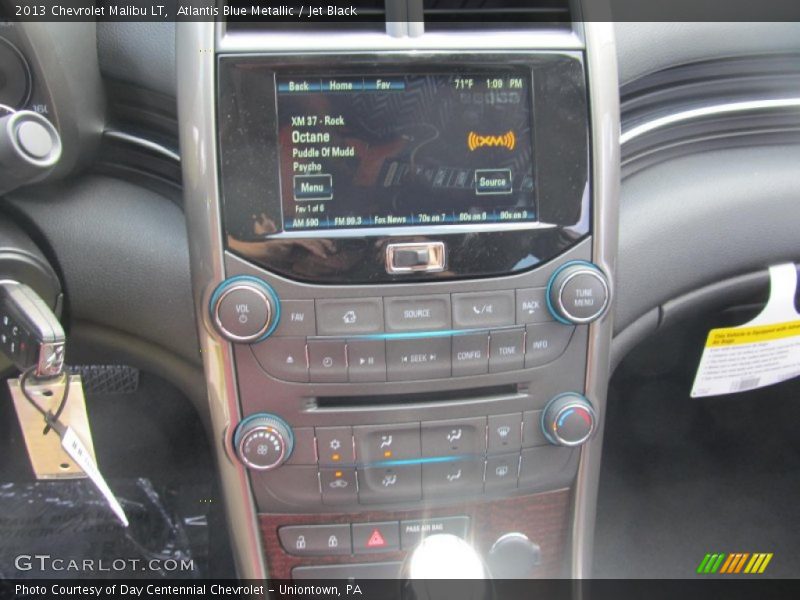 Controls of 2013 Malibu LT