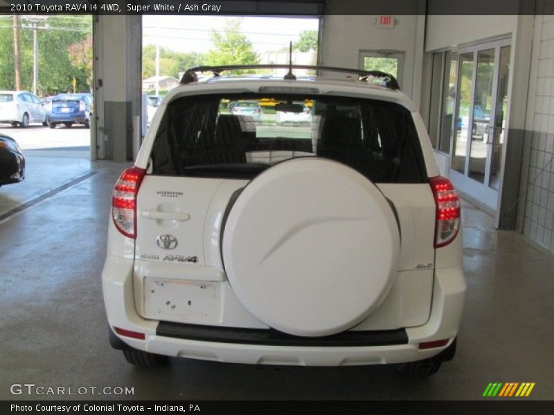 Super White / Ash Gray 2010 Toyota RAV4 I4 4WD