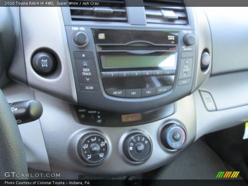 Super White / Ash Gray 2010 Toyota RAV4 I4 4WD