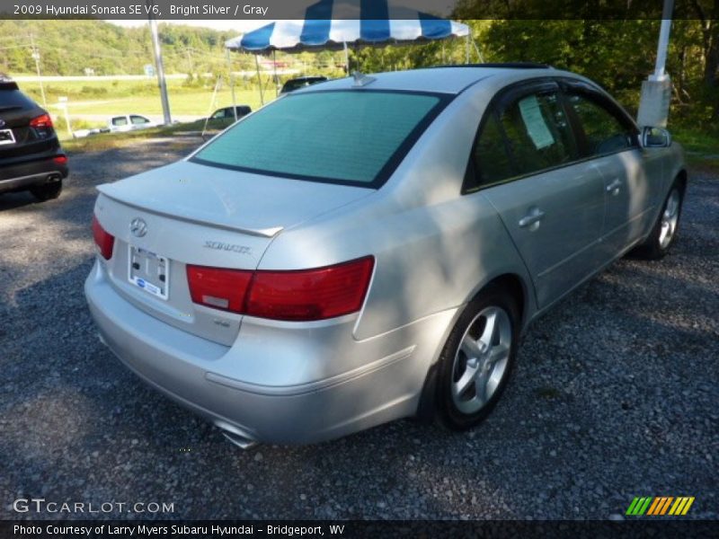 Bright Silver / Gray 2009 Hyundai Sonata SE V6