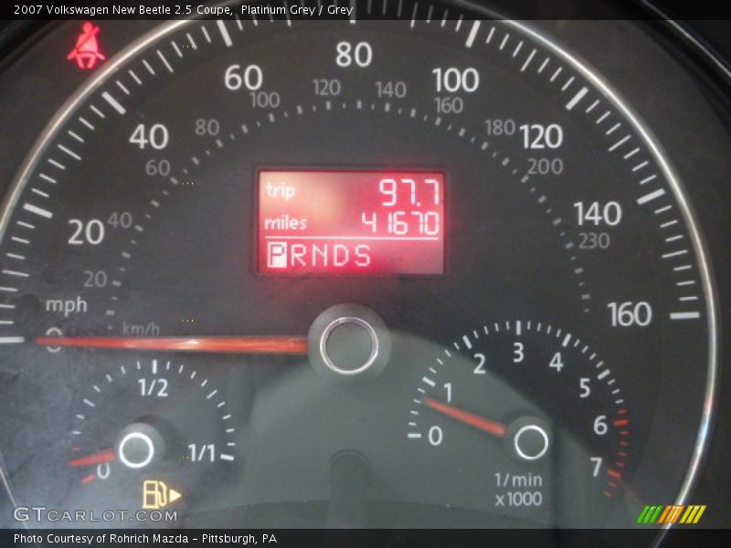 Platinum Grey / Grey 2007 Volkswagen New Beetle 2.5 Coupe