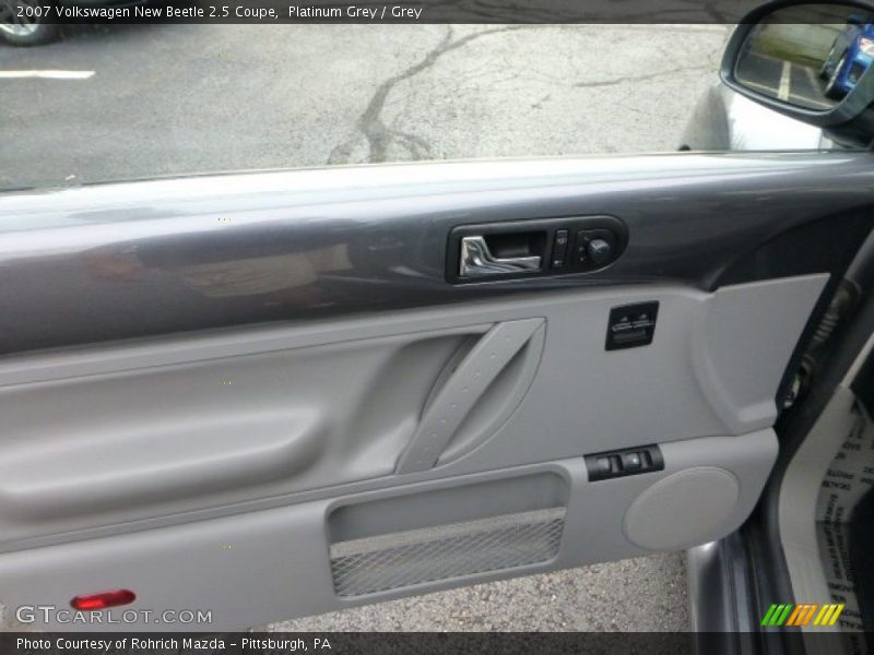 Platinum Grey / Grey 2007 Volkswagen New Beetle 2.5 Coupe