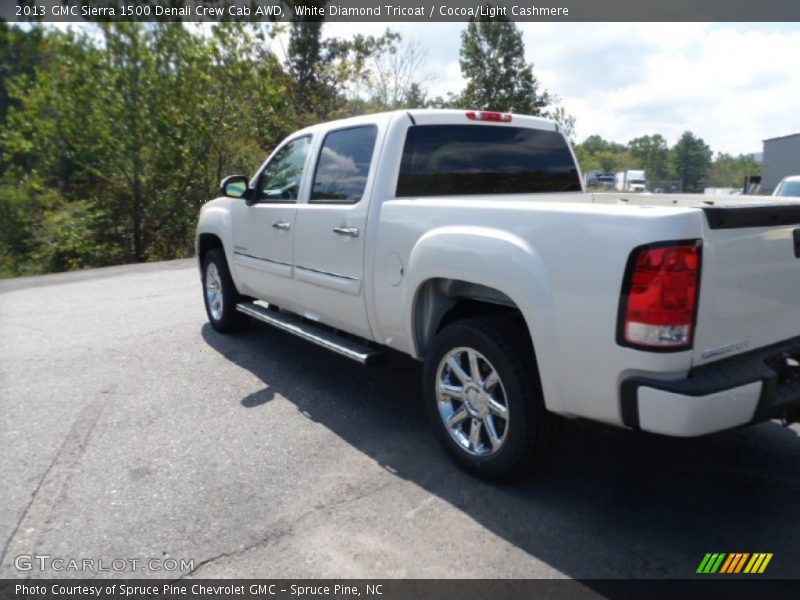 White Diamond Tricoat / Cocoa/Light Cashmere 2013 GMC Sierra 1500 Denali Crew Cab AWD