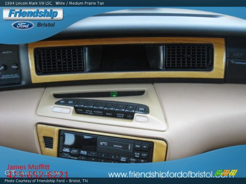 White / Medium Prairie Tan 1994 Lincoln Mark VIII LSC