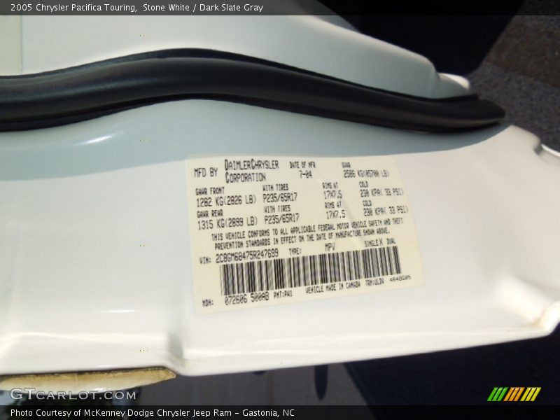 Stone White / Dark Slate Gray 2005 Chrysler Pacifica Touring