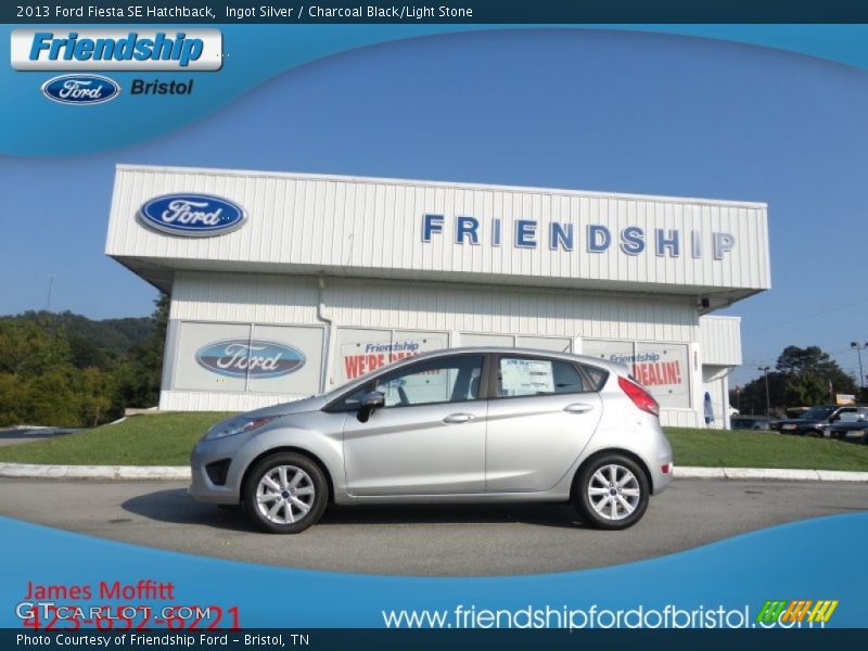 Ingot Silver / Charcoal Black/Light Stone 2013 Ford Fiesta SE Hatchback