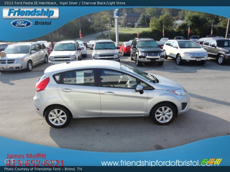 Ingot Silver / Charcoal Black/Light Stone 2013 Ford Fiesta SE Hatchback