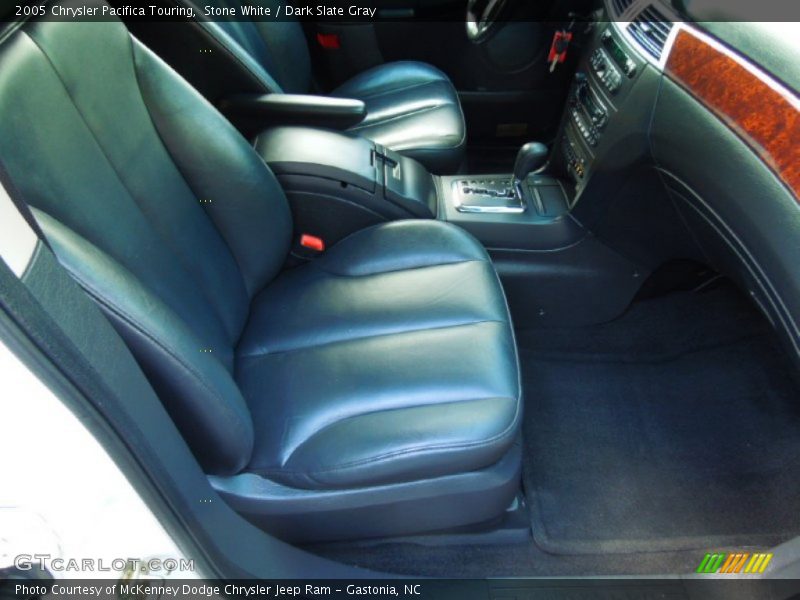 Stone White / Dark Slate Gray 2005 Chrysler Pacifica Touring