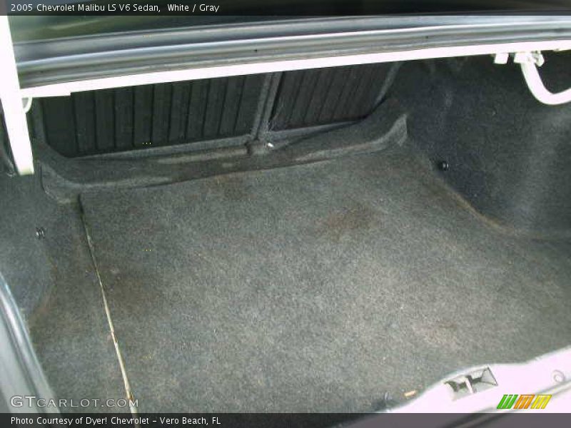 White / Gray 2005 Chevrolet Malibu LS V6 Sedan