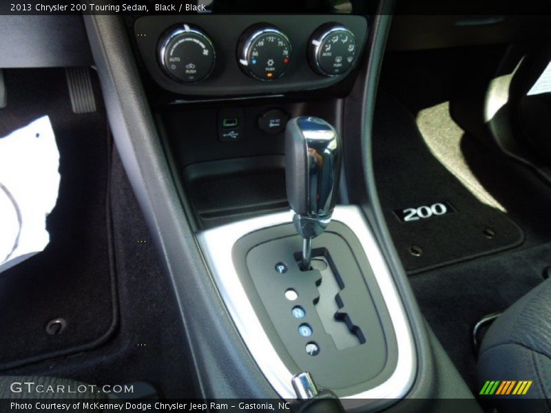 Black / Black 2013 Chrysler 200 Touring Sedan