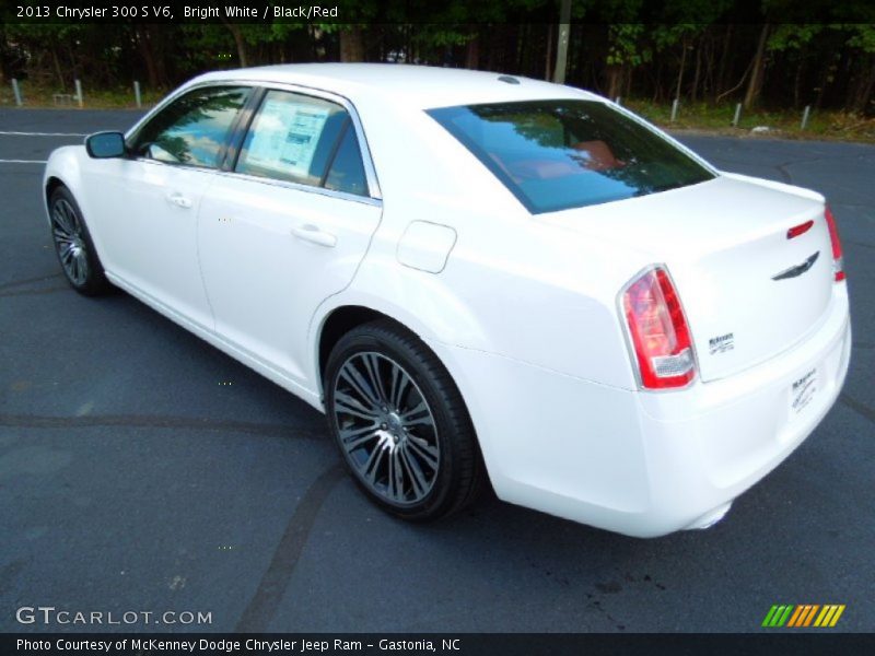  2013 300 S V6 Bright White