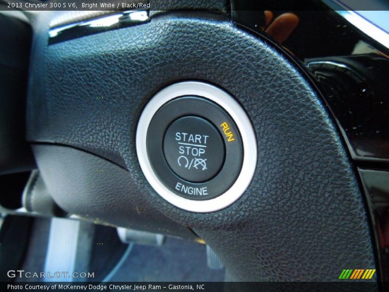 Bright White / Black/Red 2013 Chrysler 300 S V6