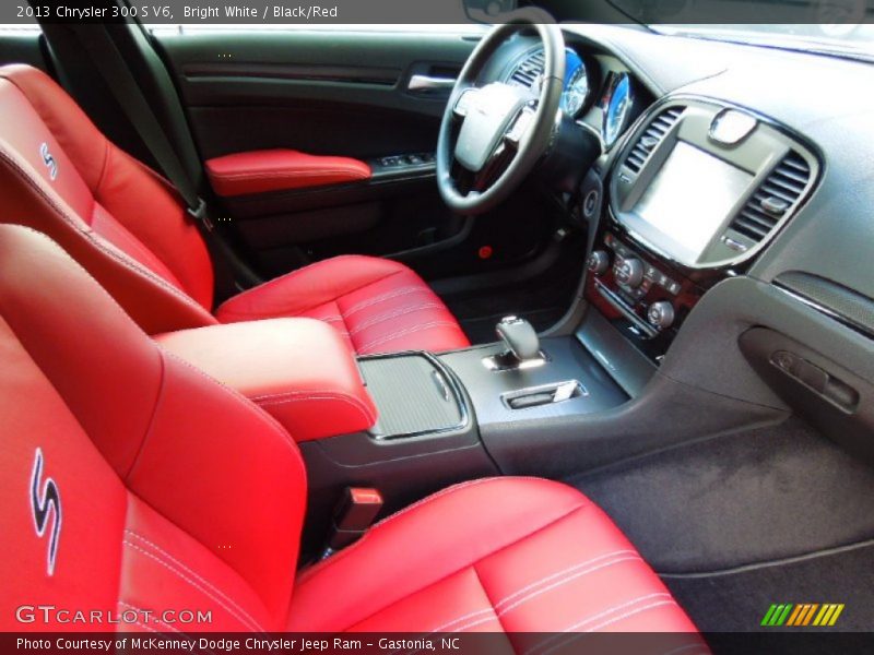 Bright White / Black/Red 2013 Chrysler 300 S V6