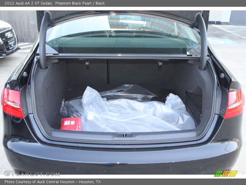 Phantom Black Pearl / Black 2013 Audi A4 2.0T Sedan