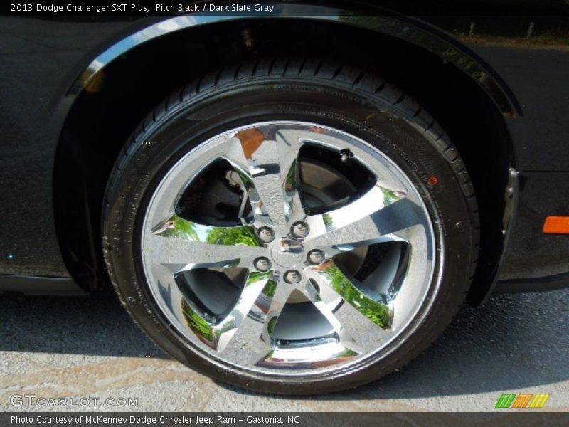 Pitch Black / Dark Slate Gray 2013 Dodge Challenger SXT Plus