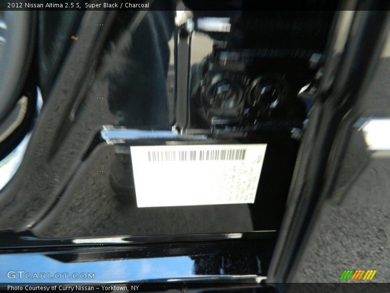 Super Black / Charcoal 2012 Nissan Altima 2.5 S