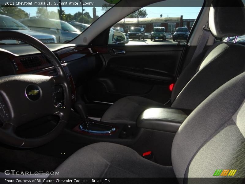 Summit White / Ebony 2011 Chevrolet Impala LT