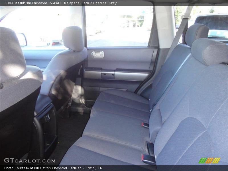 Kalapana Black / Charcoal Gray 2004 Mitsubishi Endeavor LS AWD