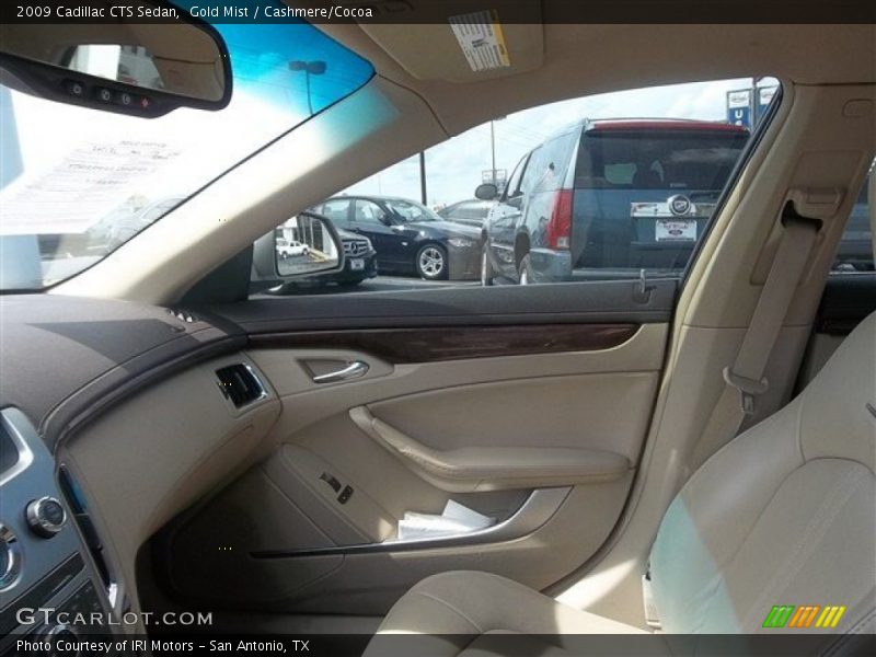 Gold Mist / Cashmere/Cocoa 2009 Cadillac CTS Sedan