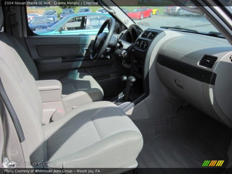 Granite Metallic / Charcoal 2004 Nissan Xterra SE 4x4