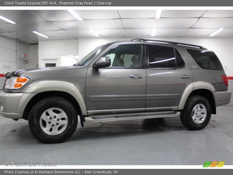 Phantom Gray Pearl / Charcoal 2004 Toyota Sequoia SR5 4x4