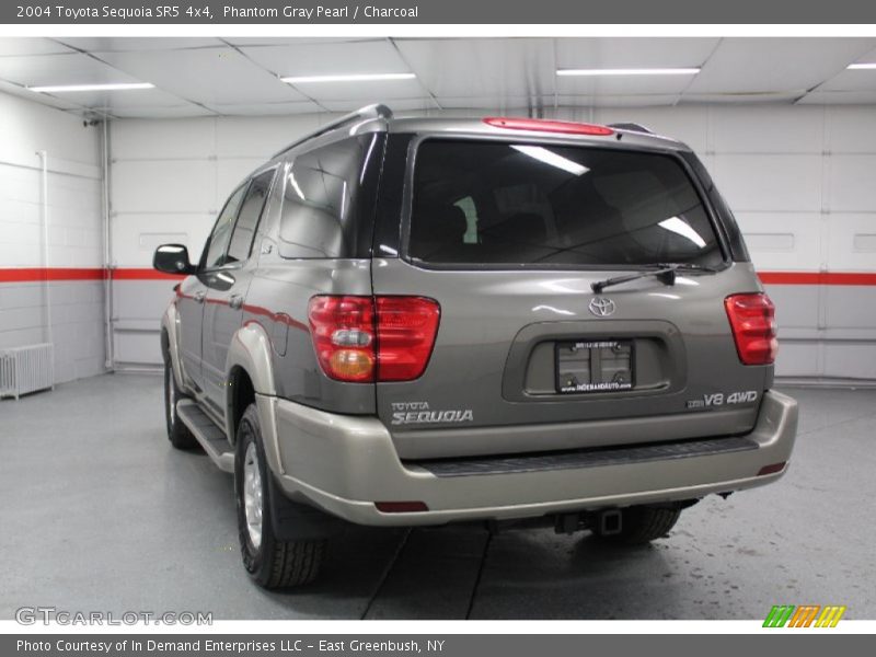 Phantom Gray Pearl / Charcoal 2004 Toyota Sequoia SR5 4x4