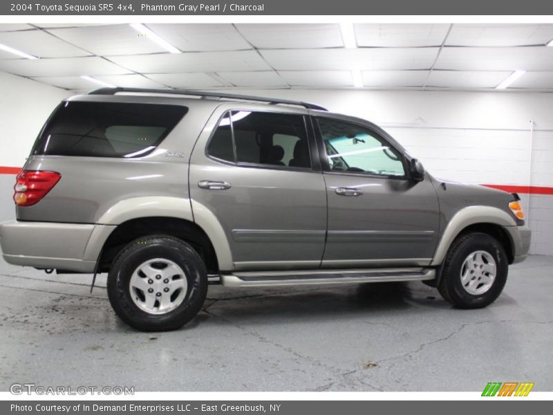 Phantom Gray Pearl / Charcoal 2004 Toyota Sequoia SR5 4x4