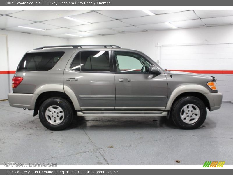 Phantom Gray Pearl / Charcoal 2004 Toyota Sequoia SR5 4x4