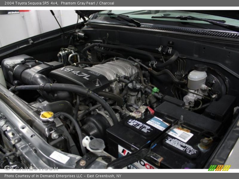 Phantom Gray Pearl / Charcoal 2004 Toyota Sequoia SR5 4x4