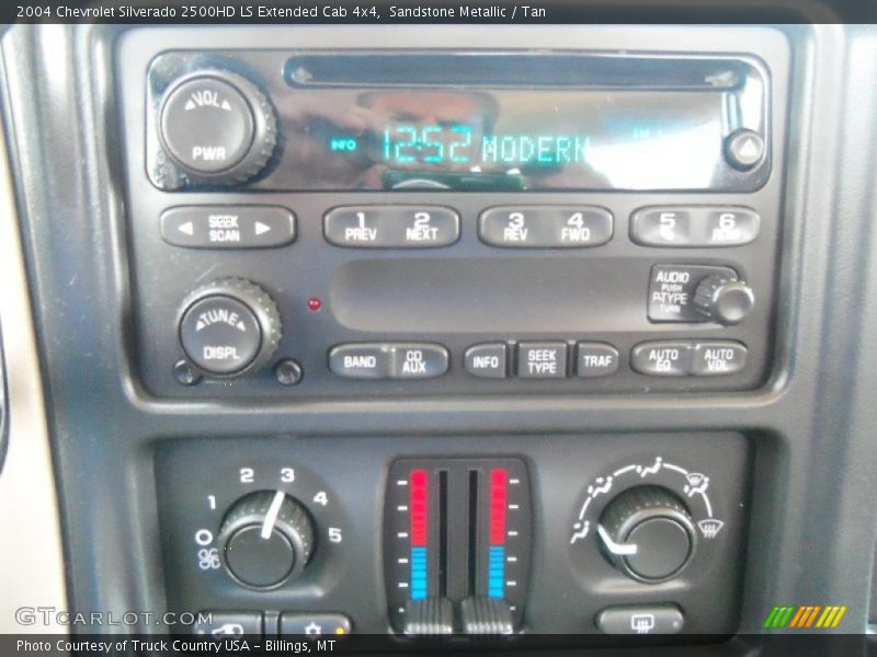 Sandstone Metallic / Tan 2004 Chevrolet Silverado 2500HD LS Extended Cab 4x4