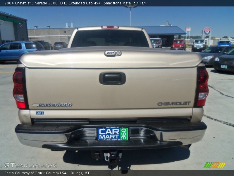 Sandstone Metallic / Tan 2004 Chevrolet Silverado 2500HD LS Extended Cab 4x4