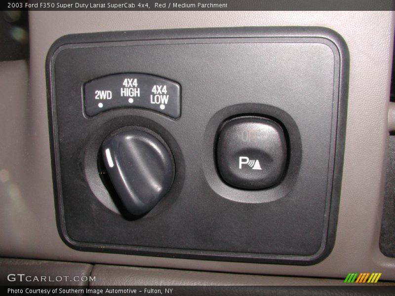 Controls of 2003 F350 Super Duty Lariat SuperCab 4x4