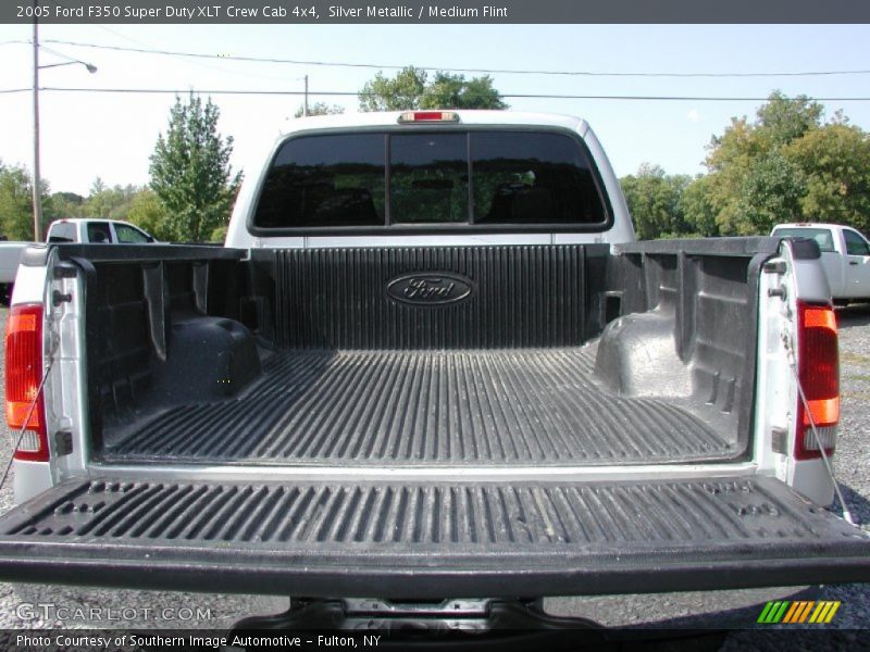 Silver Metallic / Medium Flint 2005 Ford F350 Super Duty XLT Crew Cab 4x4