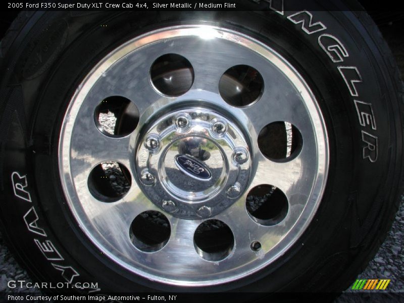 Silver Metallic / Medium Flint 2005 Ford F350 Super Duty XLT Crew Cab 4x4