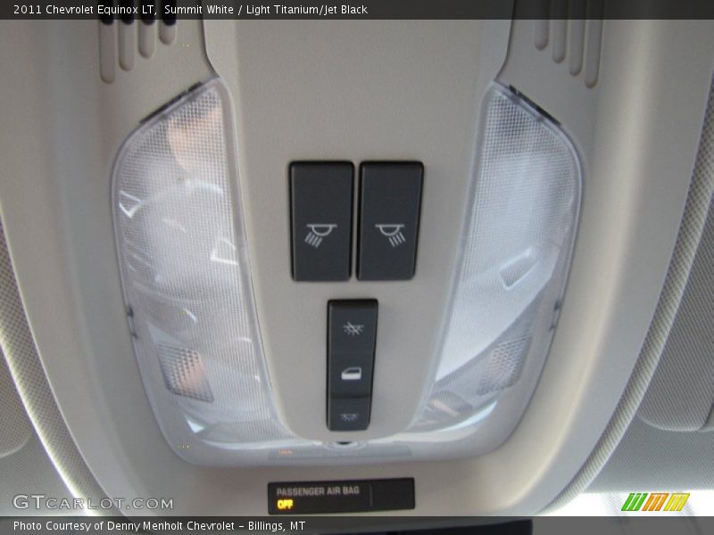 Summit White / Light Titanium/Jet Black 2011 Chevrolet Equinox LT