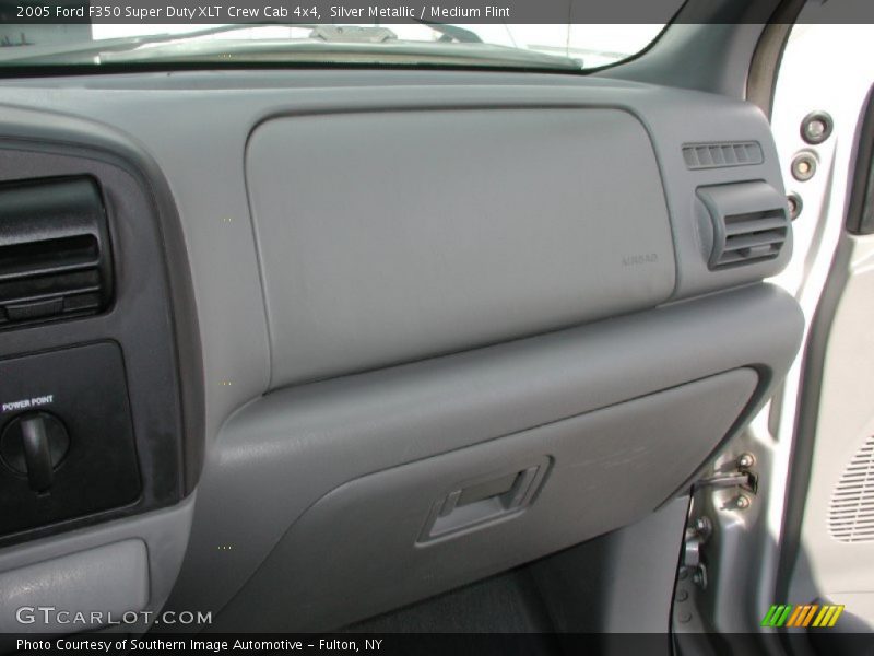 Silver Metallic / Medium Flint 2005 Ford F350 Super Duty XLT Crew Cab 4x4