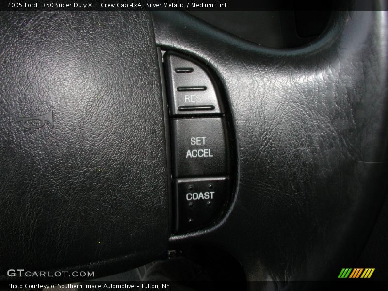 Silver Metallic / Medium Flint 2005 Ford F350 Super Duty XLT Crew Cab 4x4