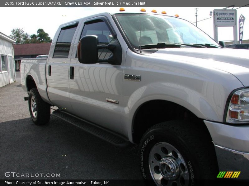 Silver Metallic / Medium Flint 2005 Ford F350 Super Duty XLT Crew Cab 4x4