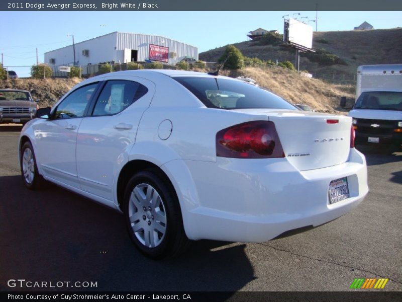 Bright White / Black 2011 Dodge Avenger Express