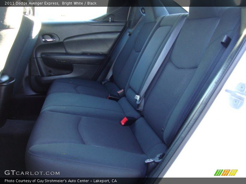 Bright White / Black 2011 Dodge Avenger Express