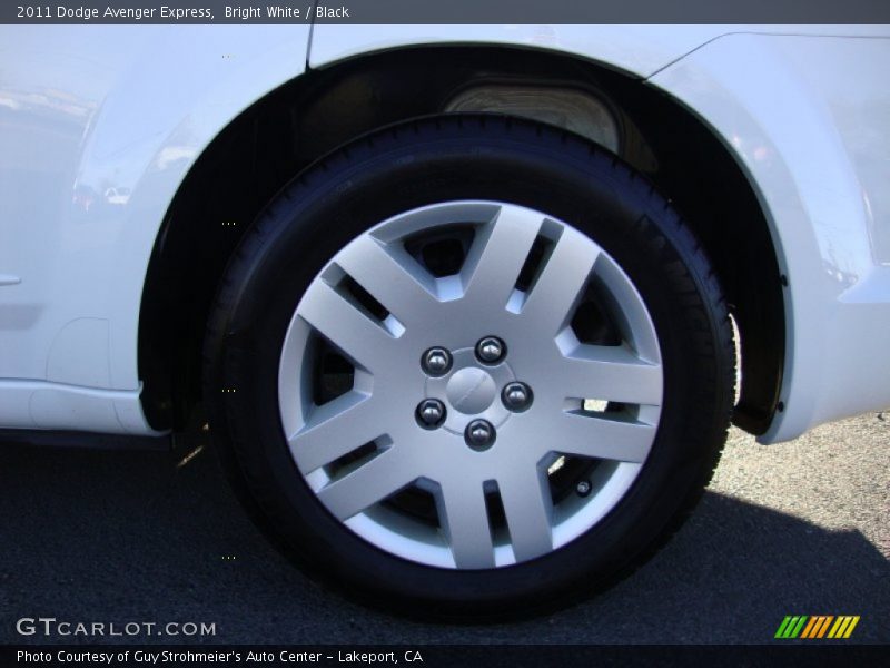 Bright White / Black 2011 Dodge Avenger Express
